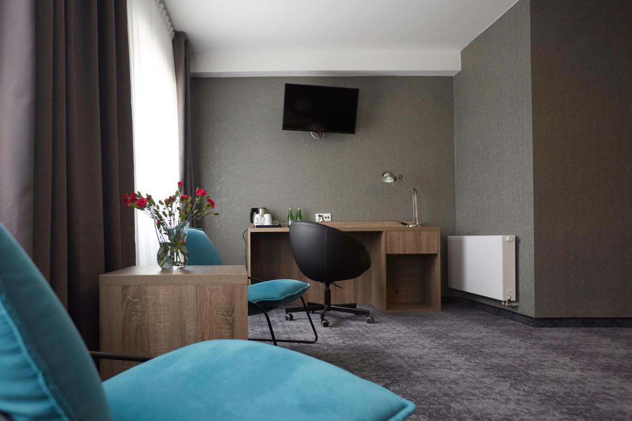 Hotel Porto Радомско Екстериор снимка